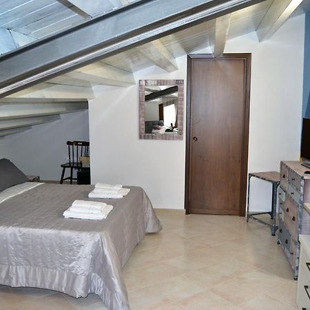 Appartamento Delle Pergole ปาแลร์โม ภายนอก รูปภาพ